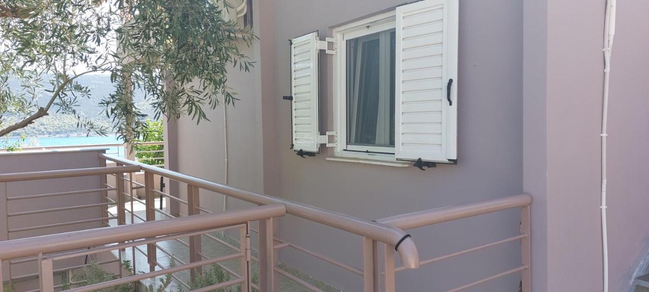 Guesthouse Eirini Porto Germeno エクステリア 写真